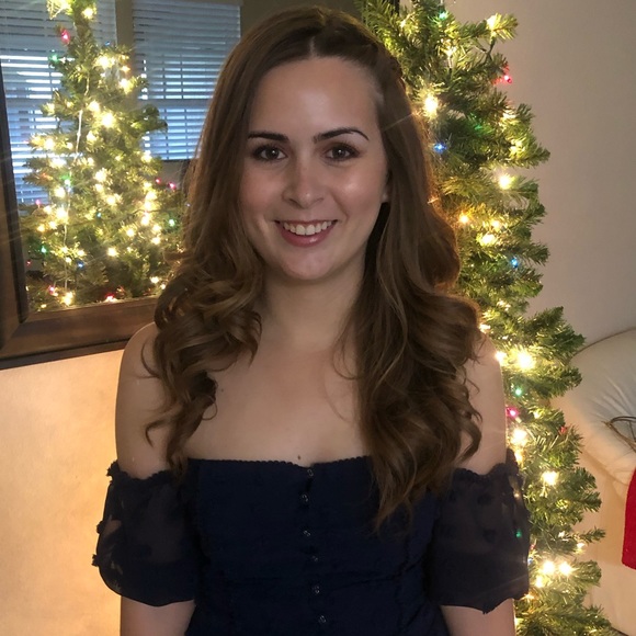 Meet your Posher, Michelle - Picture 2 of 2